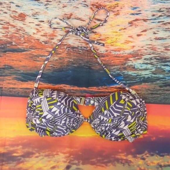 Victoria secret bikini top size 34b - Picture 1 of 3